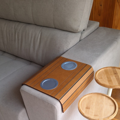 Esteira para braço de sofá cor Champagne, porta copos alumínio - MCB DECOR