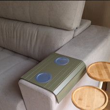 Esteira para braço de sofá cor Verde Militar, porta copos alumínio - MCB DECOR